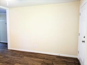 142 Booker St in Pikeville, NC - Building Photo - Building Photo