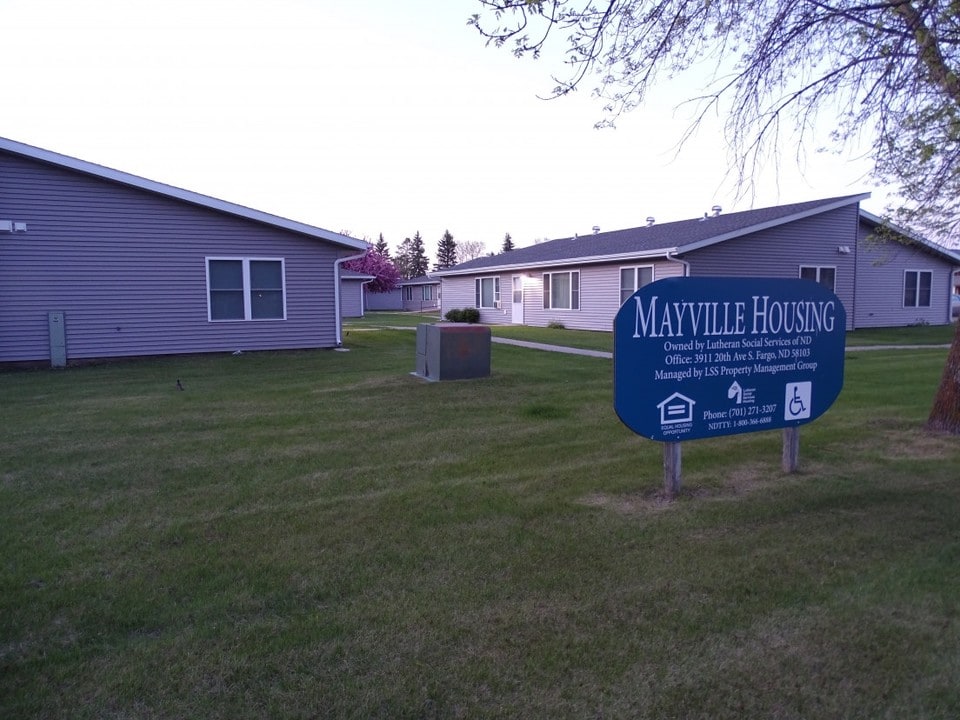 Mayville Housing in Mayville, ND - Foto de edificio