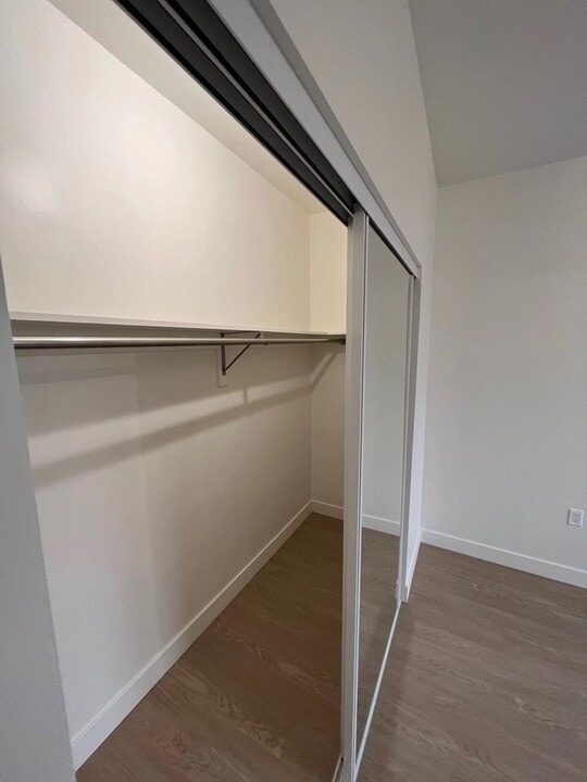 133 N Reno St in Los Angeles, CA - Building Photo