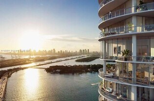 501 West Ave in Miami Beach, FL - Building Photo