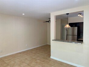 521 NE 62nd St in Miami, FL - Building Photo - Building Photo