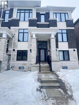 64 Millman Ln in Richmond Hill, ON - Building Photo