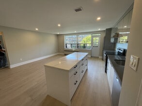 Rexleigh Gardens in Toronto, ON - Building Photo - Building Photo