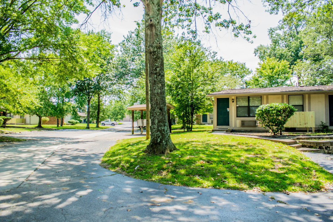 Waterbury Apartments in Clarksville, TN - Building Photo