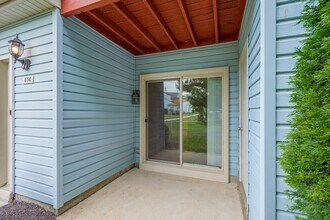 413 Atlanta Court, Unit 413 in Sewell, NJ - Building Photo - Building Photo