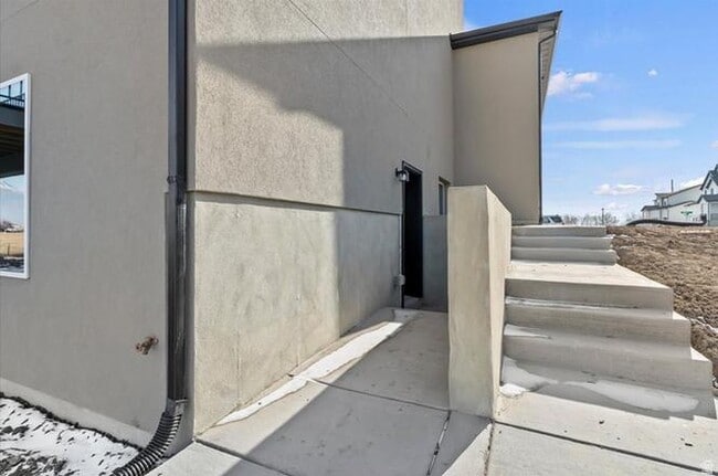 1538 E Livi Ln in Saratoga Springs, UT - Building Photo - Building Photo