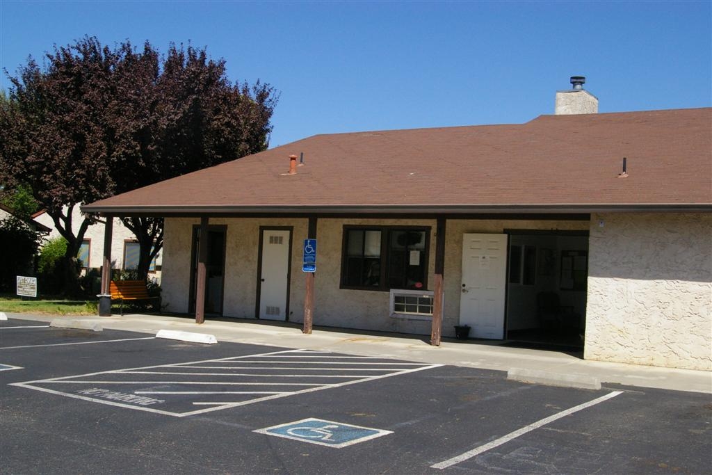 Corning West Apartments in Corning, CA - Building Photo