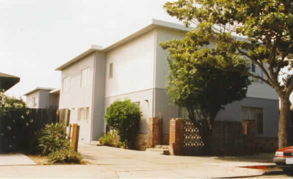 127 N Grant St in San Mateo, CA - Foto de edificio - Building Photo