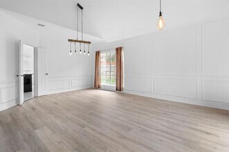 12809 Conifer Ln in Euless, TX - Building Photo - Building Photo
