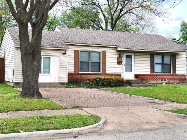 property at 11527 Broadmoor Dr