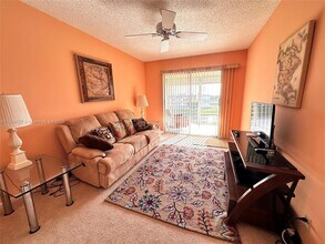 4029 Hythe B in Boca Raton, FL - Building Photo - Building Photo