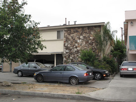 11442 Califa St in North Hollywood, CA - Foto de edificio - Building Photo