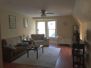 133 E Mt Airy Ave in Philadelphia, PA - Building Photo - Building Photo