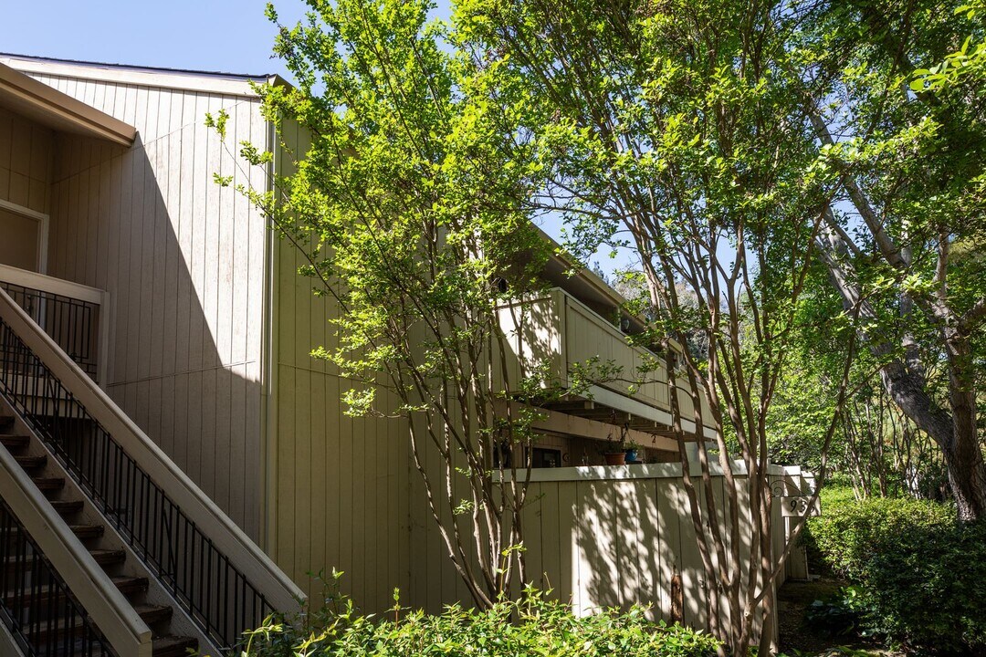 936 Kiely Blvd in Santa Clara, CA - Building Photo