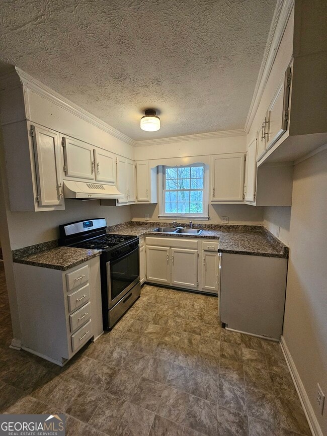 130 Susie Pl in Newnan, GA - Building Photo - Building Photo