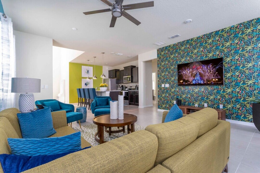 3413 Lilac Wy in Davenport, FL - Foto de edificio