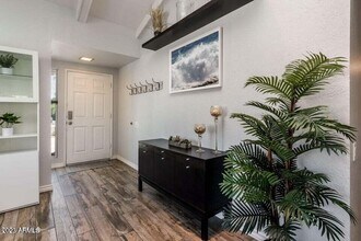 7526 Via De Ln in Scottsdale, AZ - Building Photo - Building Photo