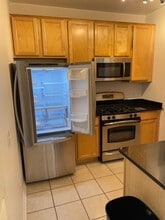4860 Eisenhower Ave, Unit 281 in Alexandria, VA - Building Photo - Building Photo