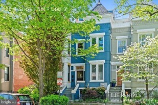 16 R St NW in Washington, DC - Building Photo