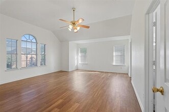 2313 Loretta Ln in Rowlett, TX - Building Photo - Building Photo