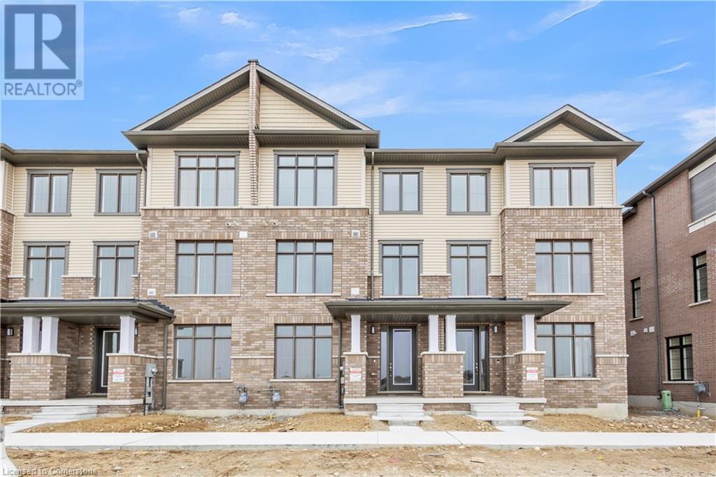 420 Newman Dr in Cambridge, ON - Building Photo
