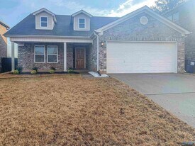 226 Harold Murphy Dr in Madison, AL - Building Photo