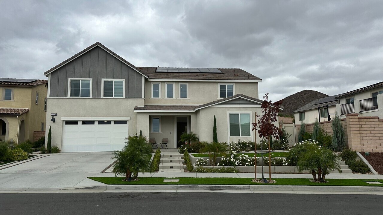 24814 Woodley Cir in Menifee, CA - Building Photo