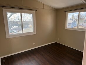 616 W Boone St, Unit 3 in Marshalltown, IA - Building Photo - Building Photo