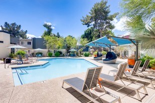 Scottsdale Gateway in Tempe, AZ - Building Photo