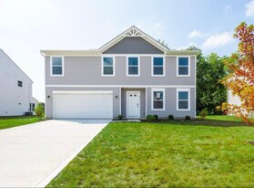 20 Hemingway Ave in Ashville, OH - Building Photo