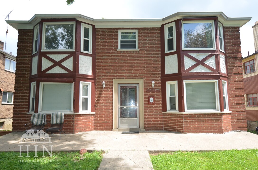 7316 Reading Rd, Unit 4 in Cincinnati, OH - Building Photo