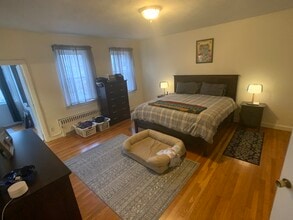 20 Dean Rd, Unit 3 in Brookline, MA - Building Photo - Building Photo