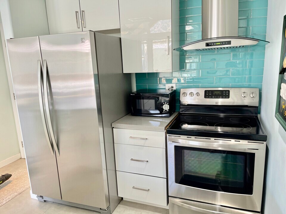 78255 Cabrillo Ln, Unit 124 in Indian Wells, CA - Building Photo