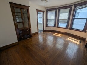 483 Dixwell Ave, Unit 1 in New Haven, CT - Building Photo - Building Photo