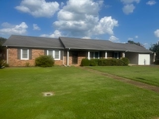 2506 Trenton Pl in Florence, AL - Foto de edificio