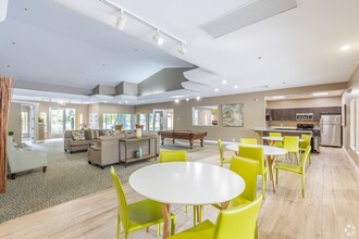 Indian Hills Apartments in Boynton Beach, FL - Building Photo - Building Photo