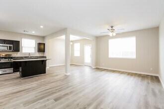 7376 Cobbhan Dr in Las Vegas, NV - Building Photo - Building Photo