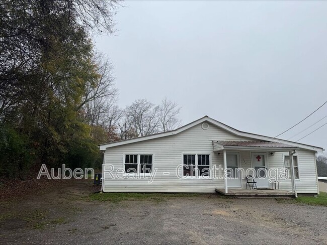 property at 354 Poplar St