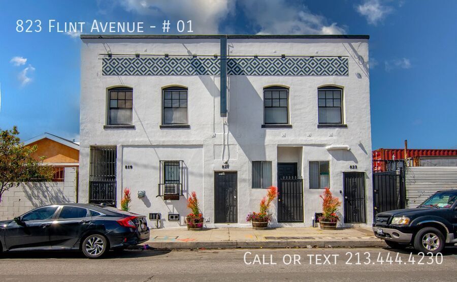 823 N Flint Ave in Los Angeles, CA - Building Photo