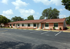 Chanute Complex Student Residence in Daytona Beach, FL - Building Photo