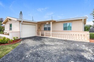 9521 NW 25th St, Unit 332-H in Sunrise, FL - Building Photo