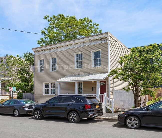 property at 819 Kinney St