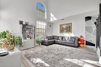 7647 Rockport Cir in Greenacres, FL - Building Photo - Building Photo