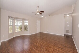 14280 Rensselaer Rd in Orlando, FL - Foto de edificio - Building Photo