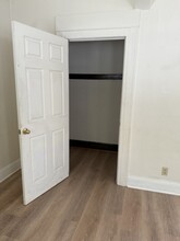 2744 N Murray Ave in Milwaukee, WI - Building Photo - Building Photo