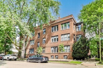 1702 W Summerdale Ave in Chicago, IL - Building Photo - Building Photo