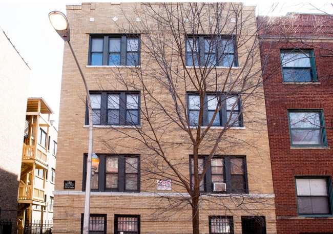 842 W Cornelia Ave, Unit 853-1S