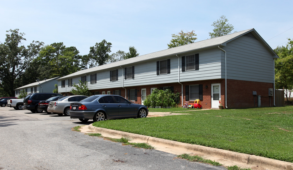 Chappell Townhomes in Raleigh, NC - Building Photo