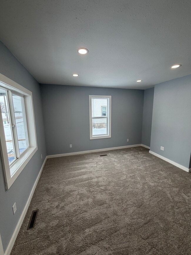 property at 315 S Columbus St