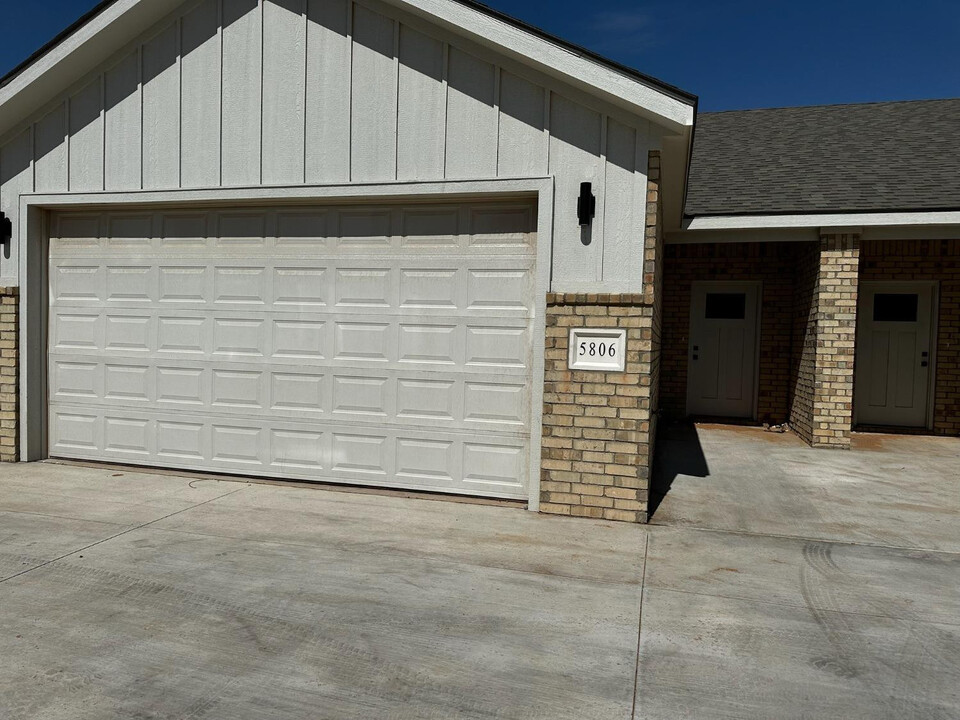 5806 Urbana Pl in Lubbock, TX - Building Photo